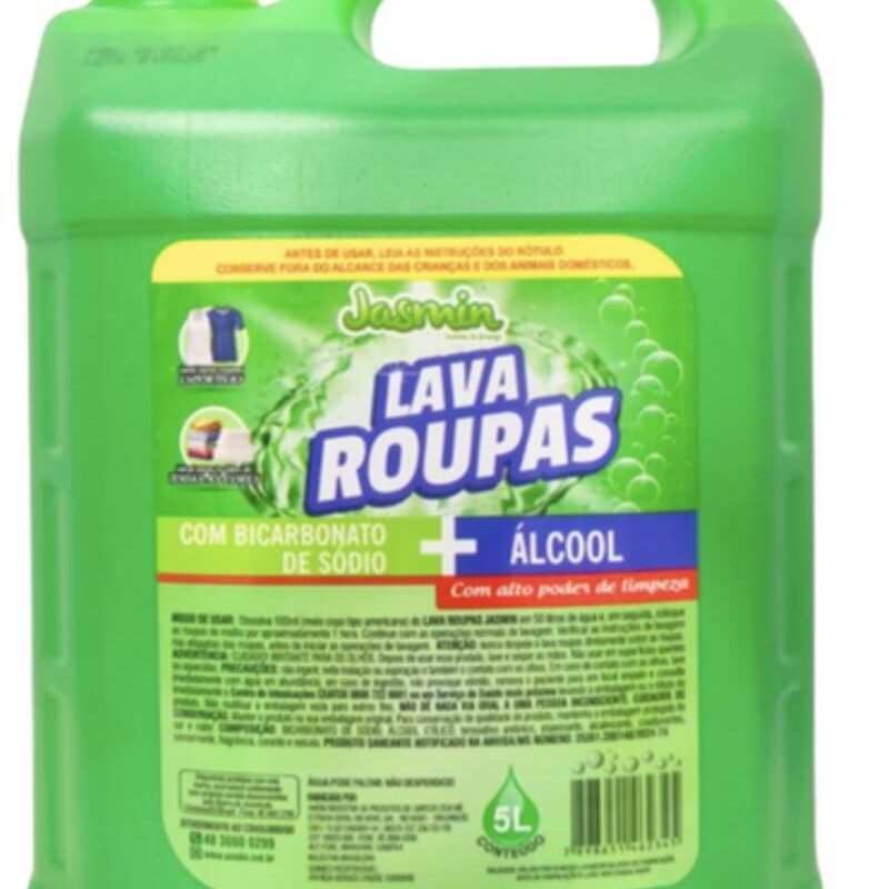 Lava roupas com álcool