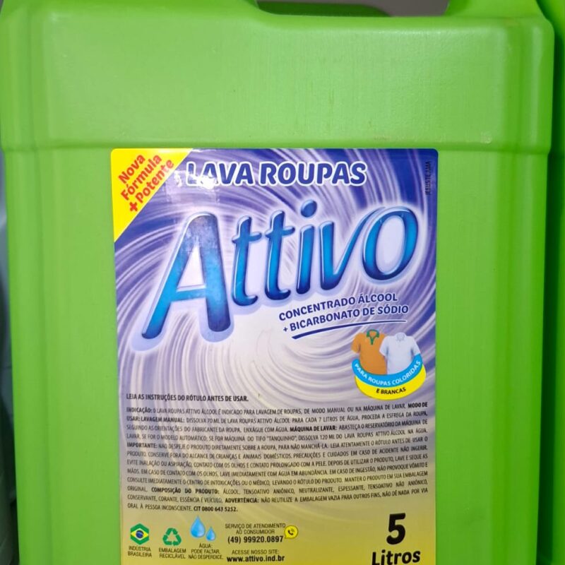 Lava roupas Attivo